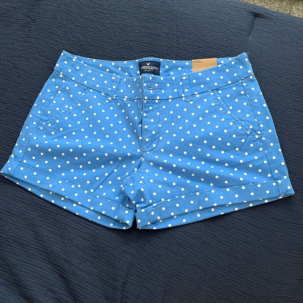Blue/white Polka Dot Print shorts, American Eagle, NWT. Size 6.